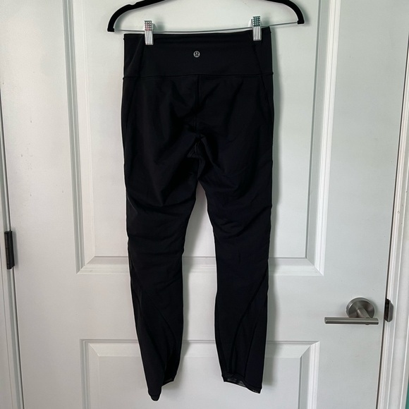 Lululemon Legging Mesh Detail - Picture 12 of 14